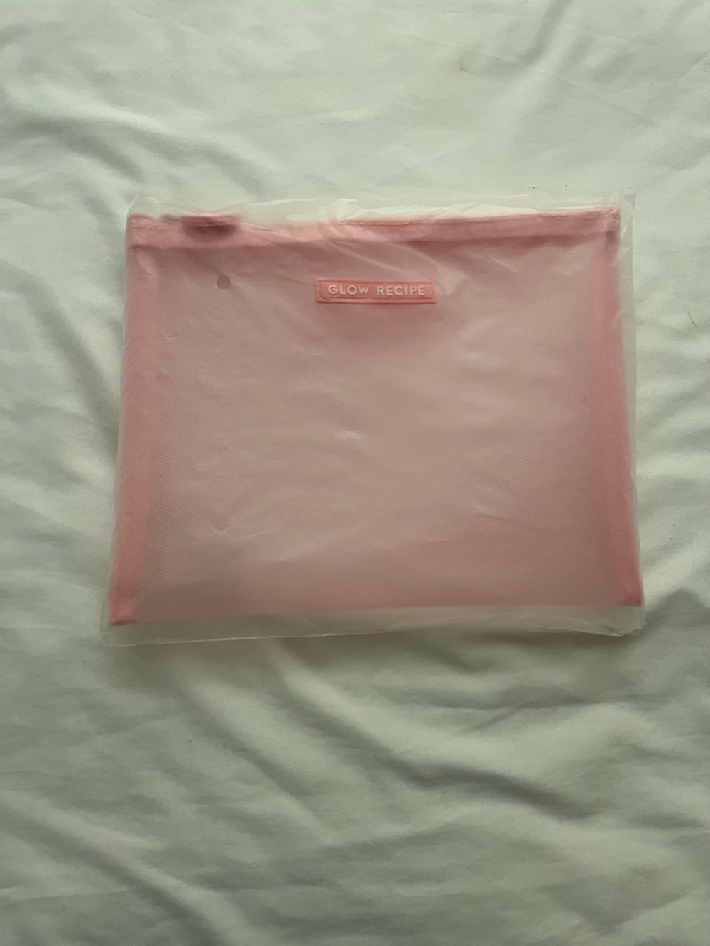 Glow Recipe Blush Pink Mesh Makeup Pouch - Picture 2 of 7